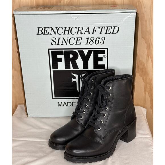 Frye Sabrina 6G Black Leather Lace Up Ankle Boots Block Heel Size 6.5 Goth Moto - Picture 2 of 10